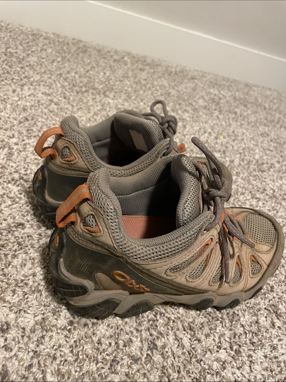 Women’s Oboz Gray/Tan Hiking Shoes